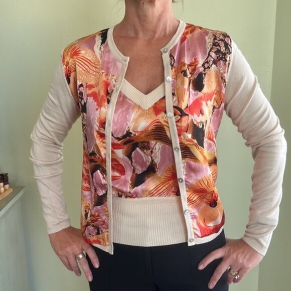 Coordinating Silk Tank and Cardigan HP🎉 - Picture 4 of 16